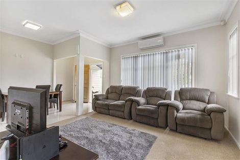 Photo of property in 102 Wallace Road, Papatoetoe, Auckland, 2025