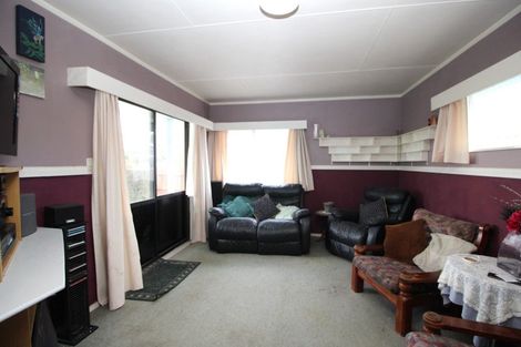 Photo of property in 90c Fergusson Street, Woodville, 4920