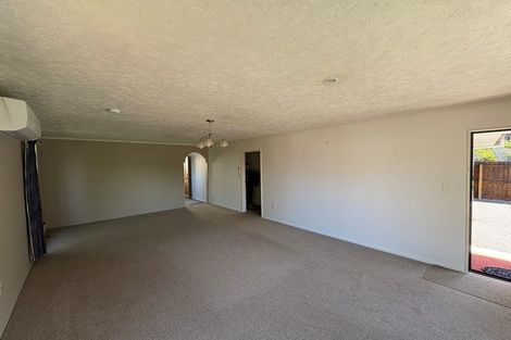 Photo of property in 1/35 Division Street, Riccarton, Christchurch, 8041