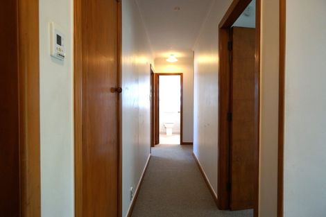 Photo of property in 494 Blockhouse Bay Road, Blockhouse Bay, Auckland, 0600