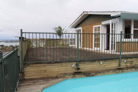 Photo of property in 2a Hoskins Avenue, Hillsborough, Auckland, 1042