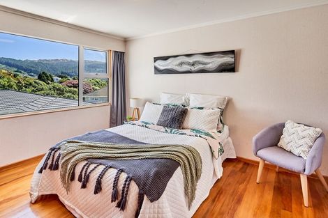 Photo of property in 16b Saint Edmund Crescent, Tawa, Wellington, 5028
