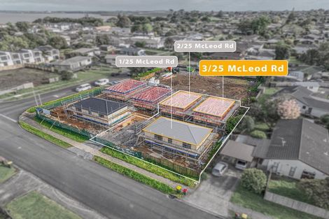 Photo of property in 3/25 Mcleod Road, Weymouth, Auckland, 2103