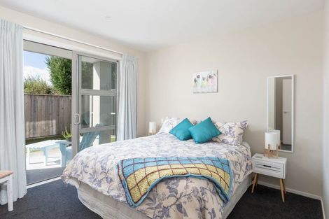 Photo of property in 3b Isobel Street, Acacia Bay, Taupo, 3330
