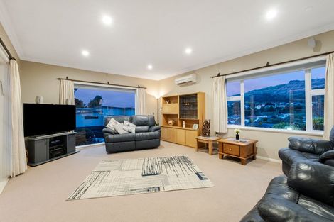 Photo of property in 351 Main Road, Tawa, Wellington, 5028