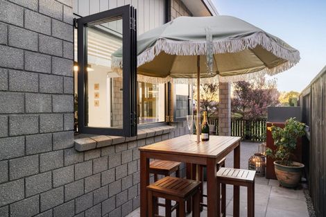 Photo of property in 6 Taniko Lane, Papamoa, 3118