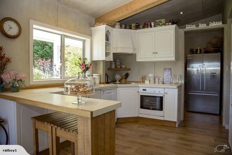 Photo of property in 240 Alma Road, Westport, 7892