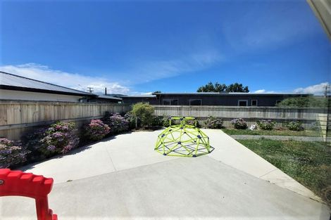 Photo of property in 2 Rimutaka Street, Trentham, Upper Hutt, 5018