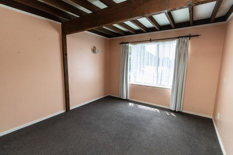 Photo of property in 104a Allington Road, Karori, Wellington, 6012