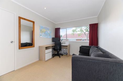 Photo of property in 38 Marywil Crescent, Hillcrest, Auckland, 0627