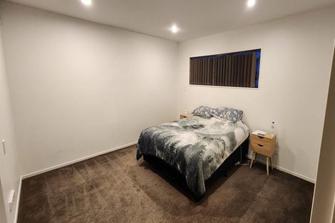 Photo of property in 11 Heidi Crescent, Flat Bush, Auckland, 2016