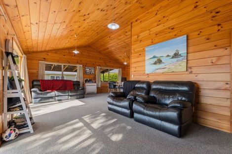 Photo of property in 19 Princess Street, Te Puke, 3119