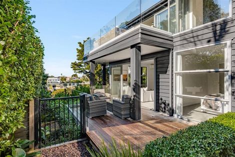 Photo of property in 7a Prospect Terrace, Milford, Auckland, 0620