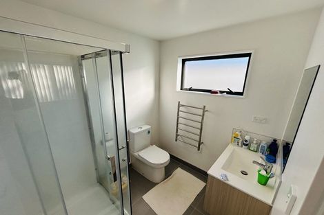 Photo of property in 22 Tukari Lane, Mangere Bridge, Auckland, 2022