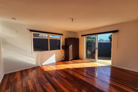 Photo of property in 1223 Papamoa Beach Road, Papamoa Beach, Papamoa, 3118