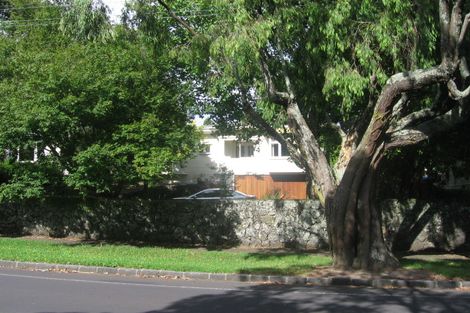 Photo of property in 34 Wheturangi Road, Greenlane, Auckland, 1051