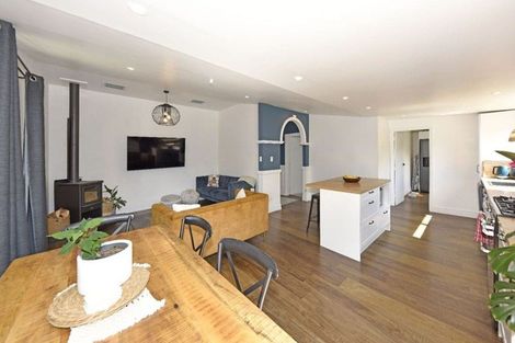 Photo of property in 208 Springfield Road, St Albans, Christchurch, 8014