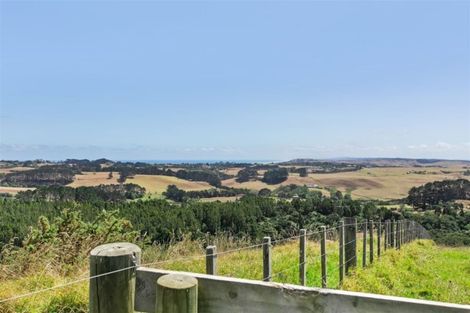 Photo of property in 71b Taiapa Valley Road, Muriwai, 0881