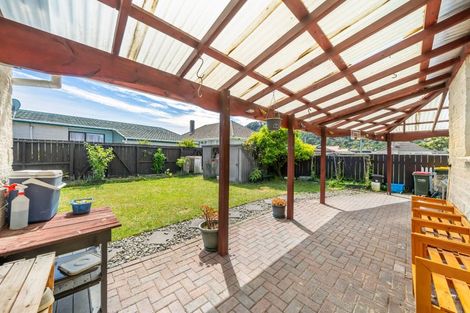 Photo of property in 1/2 Watkins Grove, Taita, Lower Hutt, 5011