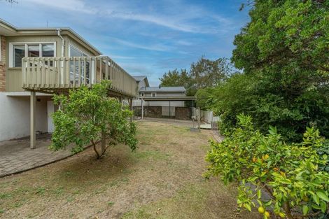 Photo of property in 35 Forest Lake Road, Forest Lake, Hamilton, 3200