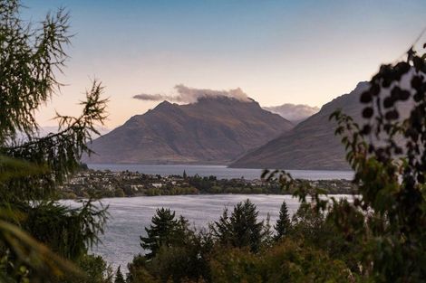 Photo of property in 6b Gum Lane, Queenstown, 9300