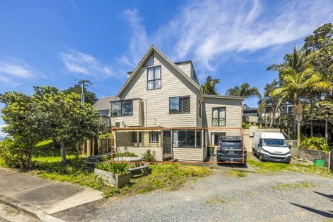 Photo of property in 204 Mellons Bay Road, Mellons Bay, Auckland, 2014