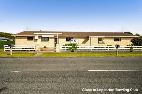 Photo of property in 513 Richmond Road, Lepperton, New Plymouth, 4373