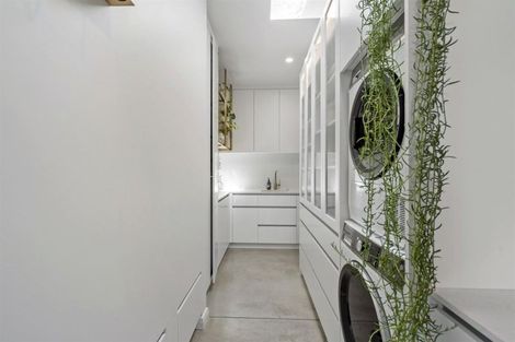 Photo of property in 16 Asbury Crescent, Campbells Bay, Auckland, 0630