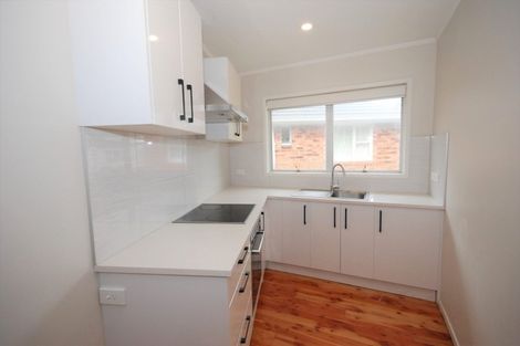 Photo of property in 2/21 Ferndale Road, Mount Wellington, Auckland, 1060