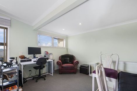 Photo of property in 3/15 Tremaine Avenue, Two Mile Bay, Taupo, 3330