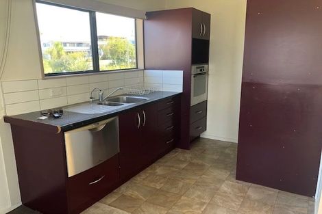 Photo of property in 15 Ngatira Place, Snells Beach, 0920