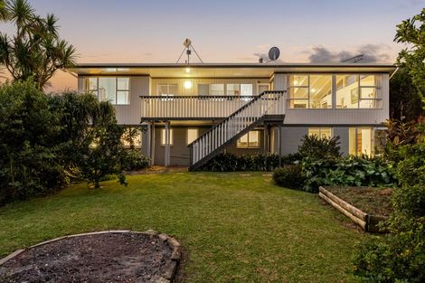 Photo of property in 48 Ronald Avenue, Glenbrook, Waiuku, 2681