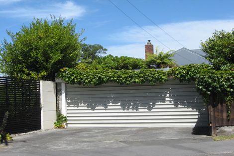 Photo of property in 28 Wairarapa Terrace, Merivale, Christchurch, 8014