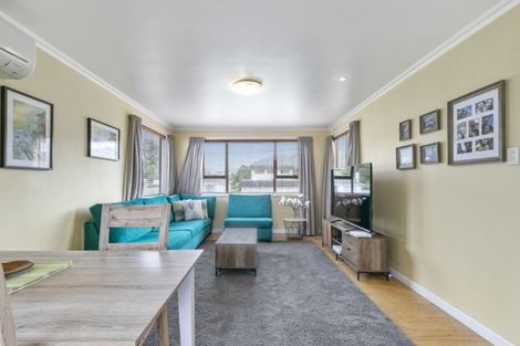 Photo of property in 17 Mcgowan Road, Wainuiomata, Lower Hutt, 5014