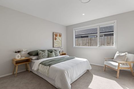 Photo of property in 44 Solitude Crescent, Kelvin Grove, 4470