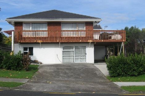 Photo of property in 26 The Crest, Sunnyhills, Auckland, 2010