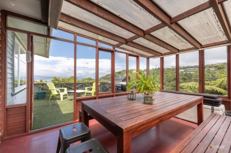 Photo of property in 58 Pokohiwi Road, Normandale, Lower Hutt, 5010