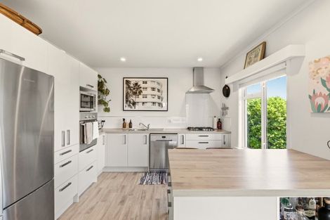 Photo of property in 380 Devon Street West, Lynmouth, New Plymouth, 4310