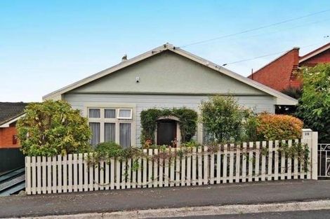 Photo of property in 26 Peel Street, Mornington, Dunedin, 9011