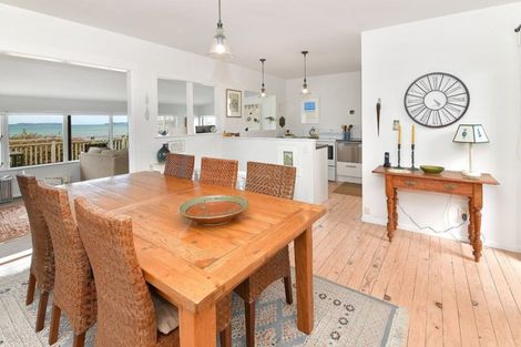 Photo of property in 6a Piccadilly Circus, Snells Beach, 0920