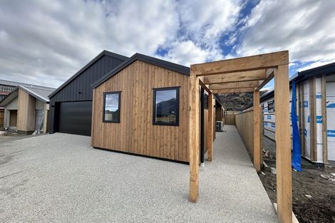 Photo of property in 12 Grain Close, Jacks Point, 9371