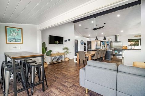 Photo of property in 406 Thames Coast Sh25 Road, Te Puru, Thames, 3575