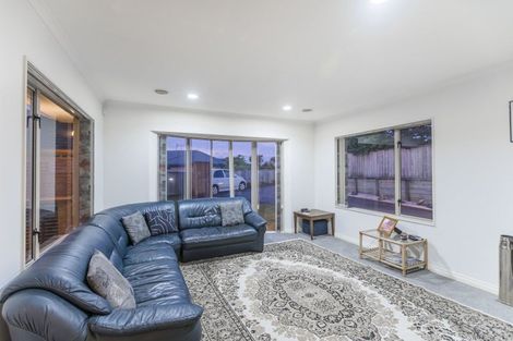 Photo of property in 27 Millennium Hill, Paraparaumu, 5032