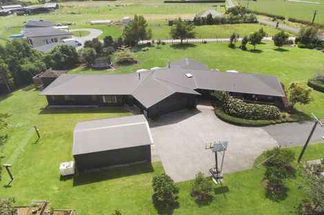 Photo of property in 126 Wortley Road, Lepperton, New Plymouth, 4373