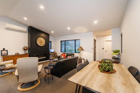 Photo of property in 18a Lincoln Terrace, Hokowhitu, Palmerston North, 4410