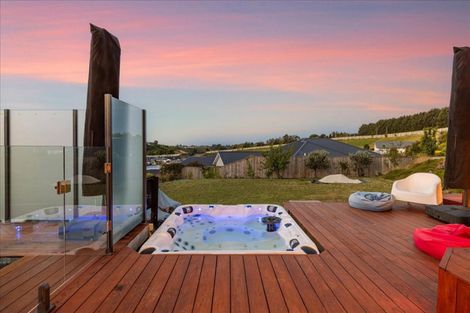 Photo of property in 11 Kissling Terrace, Pyes Pa, Tauranga, 3112