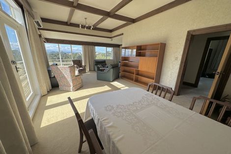 Photo of property in 1 Bank Road, Northland, Wellington, 6012