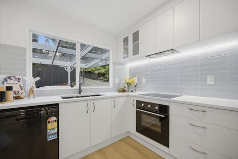 Photo of property in 2/26 Anne Mclean Drive, Bayview, Auckland, 0629