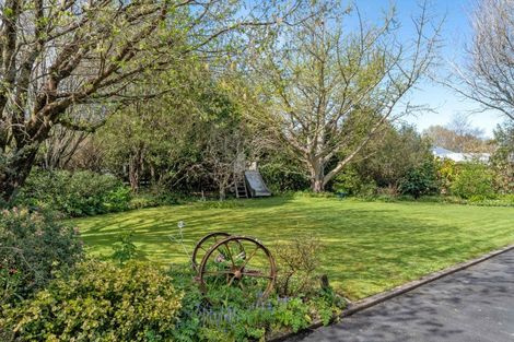 Photo of property in 72 Kuratawhiti Street, Greytown, 5712