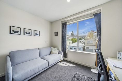 Photo of property in 2/21 Luxford Street, Berhampore, Wellington, 6023